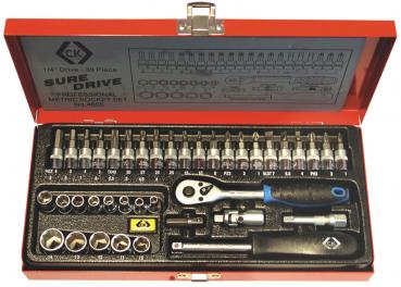 The image shows a red toolbox with a complete set of 39 socket wrenches. Inside, various metal bits and a handle are arranged. The box is open and contains a clear arrangement of the tools.