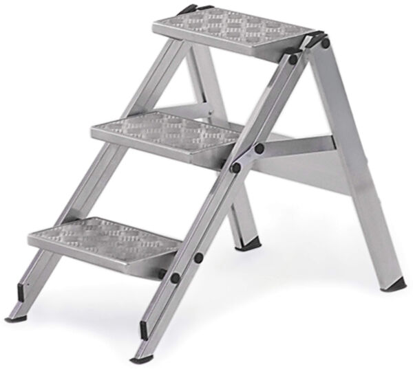 The image shows a foldable three-step aluminum ladder. It has non-slip, textured treads and a sturdy construction with side supports. Ideal for working at heights.