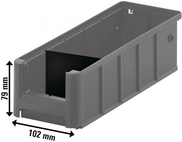 Das Bild zeigt eine graue Kunststoffbox mit einer rechteckigen Form. Sie hat eine Höhe von 79 mm, eine Breite von 102 mm und eine Länge, die nicht angegeben ist. Innen ist die Box schwarz.