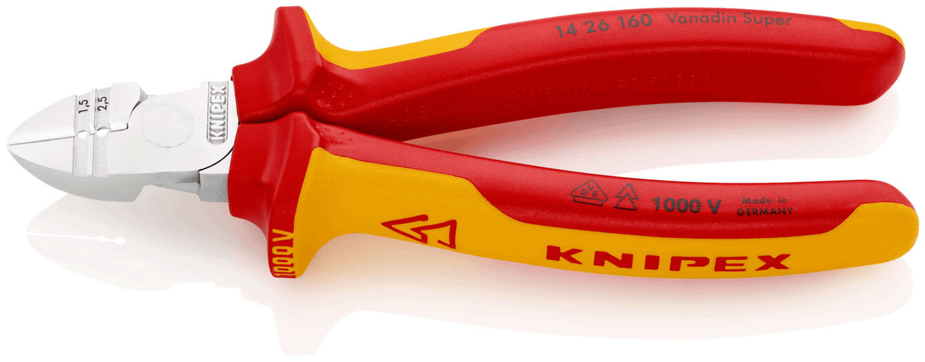 Das Bild zeigt eine rot-gelbe Zange mit scharfen Schneiden und ergonomischen Griffen. Die Zange ist aus glänzendem Metall und trägt den Schriftzug "Knipex".